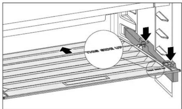 LIEBHERR ICS5100 - Installer le couvercle du compartiment - 1