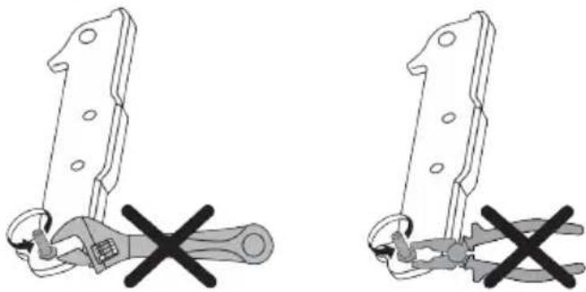 INDESIT IB55 532 X - Reversing the Door Opening Side - 1