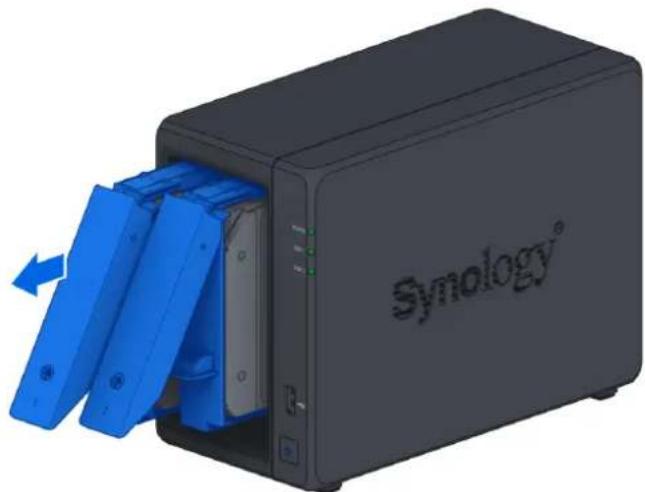 SYNOLOGY DP320 - Pour retirer le ventilateur défectueux - 1
