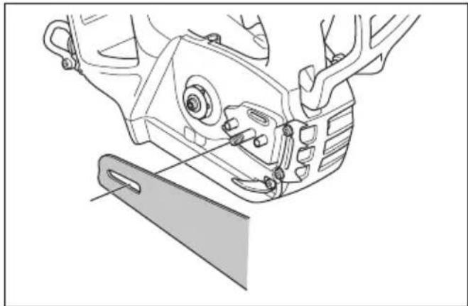 HUSQVARNA T542i XP G - So montieren Sie Führungsschiene und Kette - 4