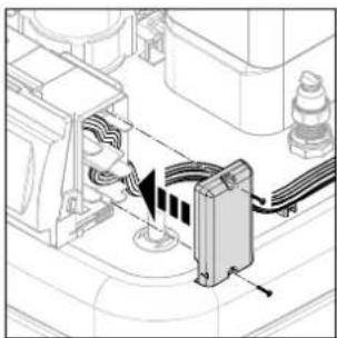 DAIKIN EHSXB04P30BA - Open controller housing and making the electrical connections - 6