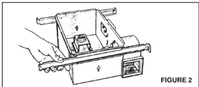 NuTone 9417DNM - Voir FIGURE 2 - 2