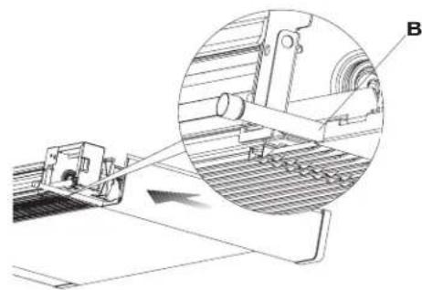 DAIKIN FWXM15AATV3R - Montaggio del tubo di scarico della condensa nella versione orizzontale - 1