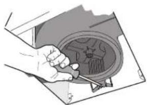 NuTone Flex AN000HSKT - Installes le ventilateur. - 1