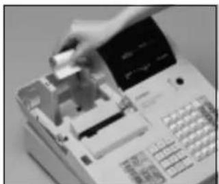 CASIO CE-310 - Remplacement du papier pour journal - 18