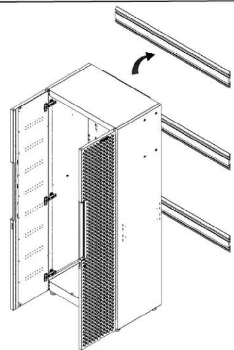 Gladiator GANF03WDMTS - Accrocher la grande armoire sur les profilés GearTrack®. - 1