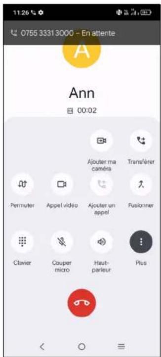 0755 3331 3000 - En attente Ann 00:02 Ajouter ma caméra Transférer Permuter Appel vidéo Ajouter un appel Fusionner Clavier Couper micro Haut-païleur Plus