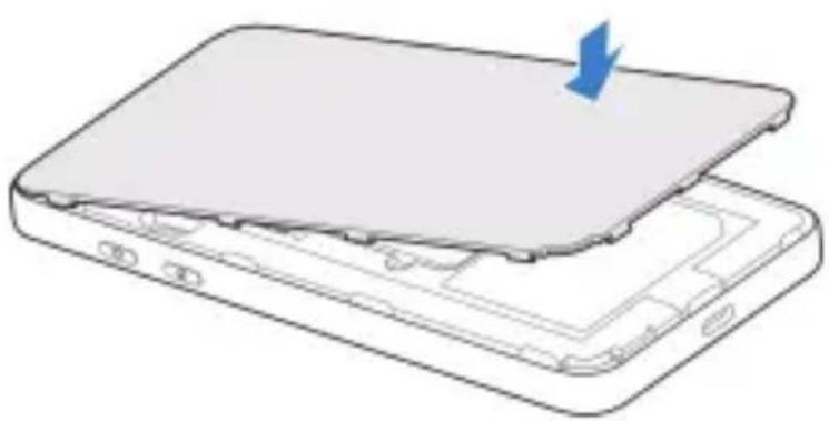 ZTE U30 Air - Inserimento della scheda nano-SIM e della batteria - 4