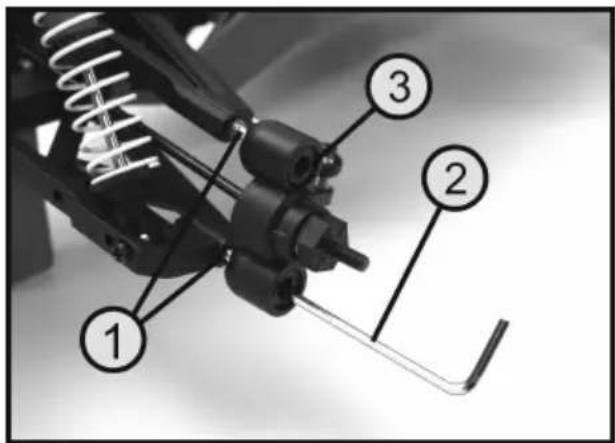 Reely New1 - a) Einstellung des Radsturzes - 4