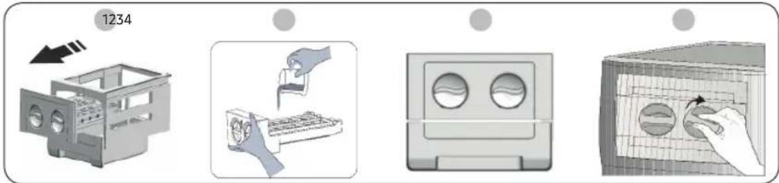 SAMSUNG RT40DG3110QV - Twistable ice tray (applicable models only) - 1