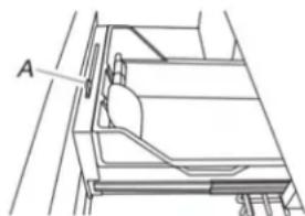 WHIRLPOOL WRFF3036RZ - Auto Ice Storage Bin (on some models): - 2
