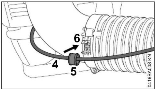 STIHL BR 450 C-EF - Bedienungsgriff montieren - 2