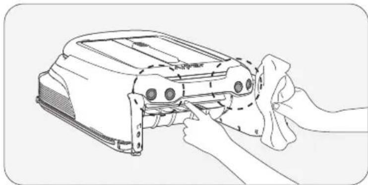 Aiper Surfer M1 - Cleaning the Ultrasonic Sensor - 1