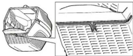 HUSQVARNA LC 348VI - Montage du collecteur - 5