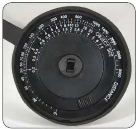CELESTRON Oceana 7x50 - VERWENDUNG DER TASCHENRECHNERSKALA ALS MESSINSTRUMENT - 2