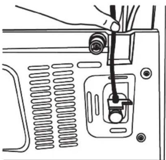 WHIRLPOOL WHG2 6574W XK5E - Raccordement du tuyau d'eau au produit - 2