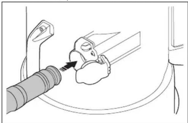 HUSQVARNA DE 110iH - To attach the dust extraction hose - 3