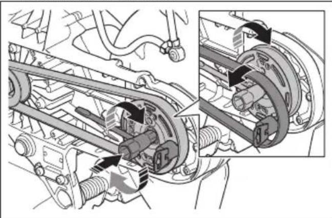 HUSQVARNA K 1 PACE - So entfernen Sie den Treibriemen - 1