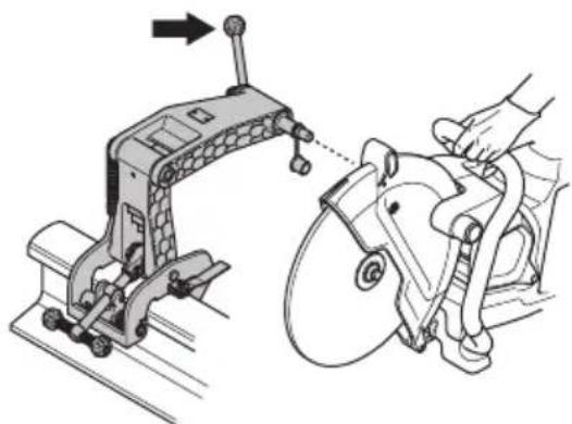 HUSQVARNA K 1 PACE - Installation de la fixation de rail RA 11 - 4