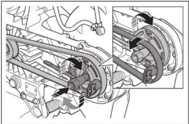 HUSQVARNA K 1 PACE - De aandrijfriem verwijderen - 1