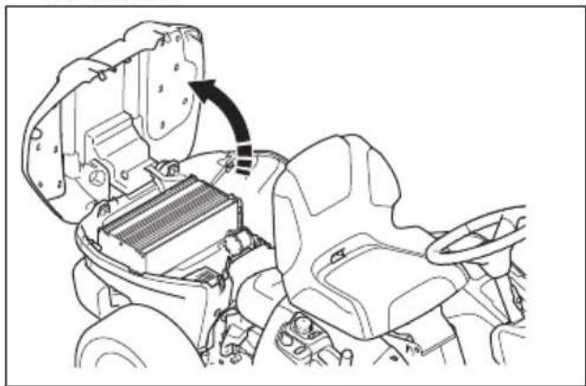 HUSQVARNA R 200iX AWD - Pour retirer les capots - 3