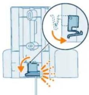 PHILIPS 5000 Series XC5242 - Installing the wall mount - 2