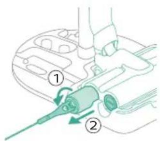 PHILIPS AquaTrio Series 9000 XW9463 - Cleaning the AquaSpin nozzle - 2