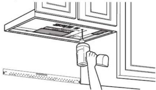 ELECTROLUX EMOW1911SS - B2. ENLÈVEMENT DE L'PLAQUE DU VENTILATEUR - 4
