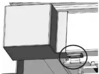 FRIGIDAIRE FPRU19F8WSS - Instalación de la moldura lateral Electrolux TRMKTSS1LV84 - 4