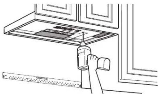FRIGIDAIRE GMOS1964SS - C2. UTILISATION DU GABARIT POUR ARMOIRE SUPÉRIEURE POUR LA PRÉPARATION DE L'ARMOIRE SUPÉRIEURE - 1