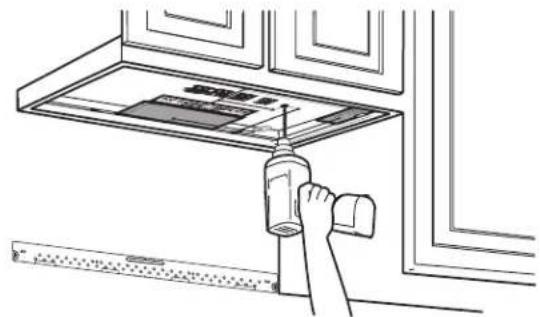 FRIGIDAIRE UMV1422SS - USO DE LA PLANTILLA PARA EL GABINETE SUPERIOR A FIN DE PREPARAR EL ÁREA DE DICHO GABINETE - 1