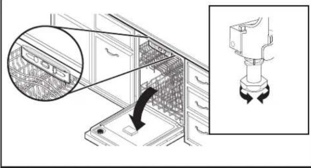 KITCHENAID KDTE104KPS - Verifique la nivelación de lado a lado y regule las patas si es necesario - 1