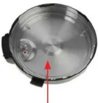 Sogo SS-10790 - NON PULIRE LE SUPERFICI UTILIZZANDO MATERIALI ABRASIVI NON IMMERGERE IN ACQUA L'ALLOGGIAMENTO O IL COPERCHIO DELLA PENTOLA A PRESSIONE. - 2
