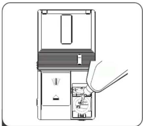 DE DIETRICH DBJ434DQA - • Filling The Rinse Aid Reservoir - 2