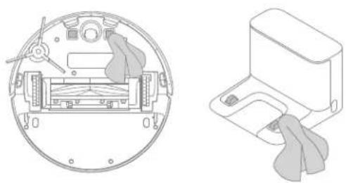 DREAME D9 Max Gen 2 - Ladekontakte und Signalbereich - 1
