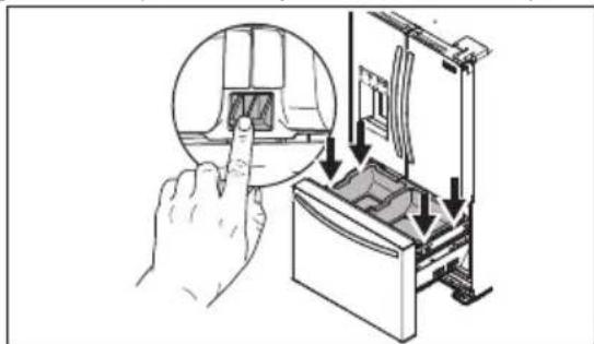 Crosley ZFEH2848AF - Retrait/installation des paniers du congélateur - 2