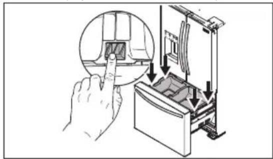Crosley CFEH2868AS - Retirar/Instalar las canastas del congelador - 2