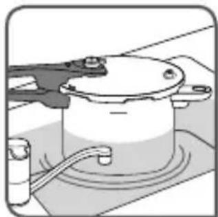 TEFAL Sensor P20514 - Uwolnienie pary - 1