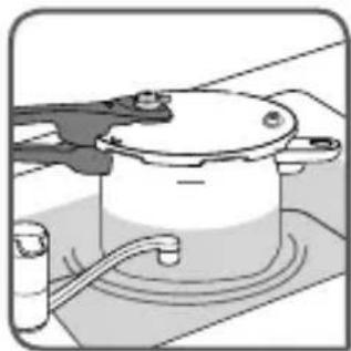 TEFAL Sensor P20514 - Никогда не оказывайте воздействие на предохранительный стержень. - 1