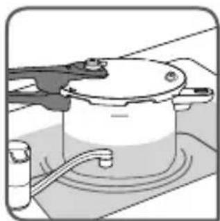 TEFAL Sensor P20514 - Soha ne mozgassa a biztonsági szárat. - 1