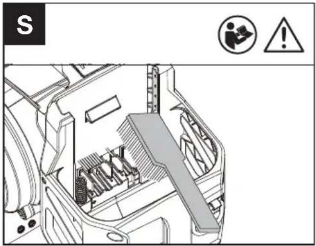 KRESS KC320.9 - REINIGUNG DES AKKUSCHACHTS (SIEHE ABB. S) - 1