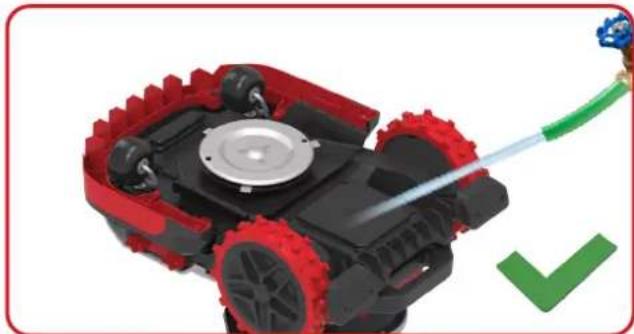 KRESS Mission RTKn KR230E - Pulizia dei pin di contatto e delle strisce di ricarica - 2