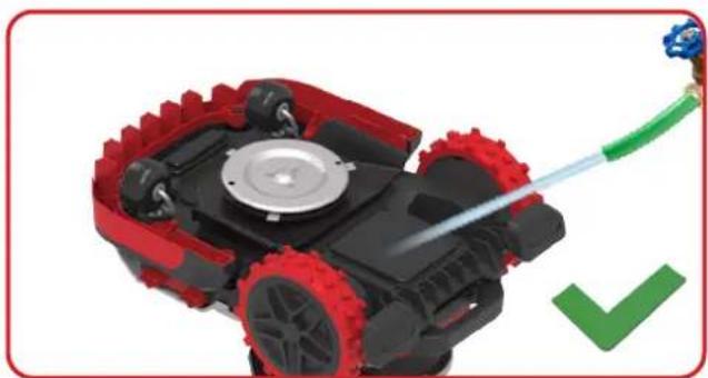 KRESS Mission RTKn KR230E - Kontakte und Ladestreifen reinigen - 2