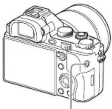 SONY Alpha ILCE-7K - Premere il tasto MOVIE per avviare la registrazione. - 1