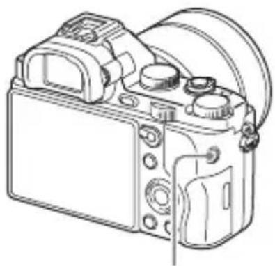 SONY Alpha ILCE-7K - Carregue no botão MOVIE para iniciar a gravação. - 1