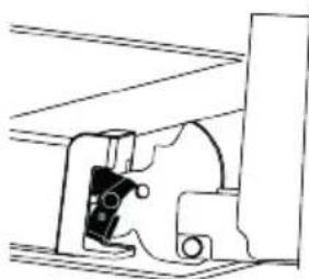 BEKO FBS63121WD - Removing the oven door - 4