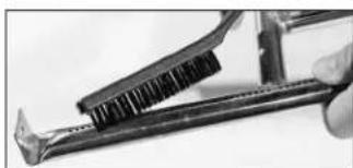 Blackstone 6303 - NETTOYER LE DESSUS DE VOTRE PLANCHA - 2