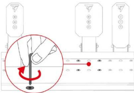 THRUSTMASTER Raceline Pedals III - 調整踏板間距 - 6