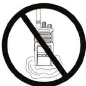 MOTOROLA RMU2040 - Si la radio est tombée dans l'eau... - 3