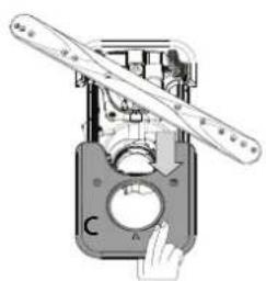 HOTPOINT HA6IB16B2M6L0 - NETTOYER L'ENSEMBLE FILTRE - 2